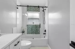 1861 Shore Acres Blvd NE, Saint Petersburg, FL 33703 - Photo 23