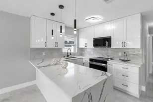 1861 Shore Acres Blvd NE, Saint Petersburg, FL 33703 - Photo 15