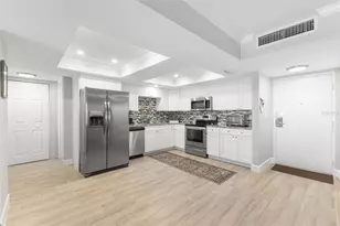 5220 Brittany Dr S, Saint Petersburg, FL 33715 - Photo 11