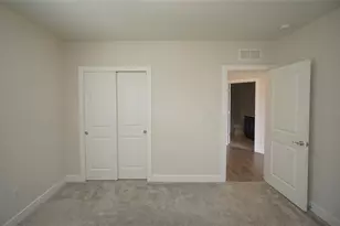 30399 Marquette Ave, Wesley Chapel, FL 33545 - Photo 13