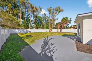 2231 Lamparilla Way S, Saint Petersburg, FL 33712 - Photo 19