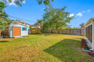 314 Maryland Ave, Crystal Beach, FL 34681 - Photo 21