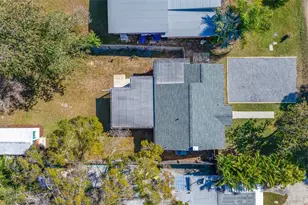 314 Maryland Ave, Crystal Beach, FL 34681 - Photo 25