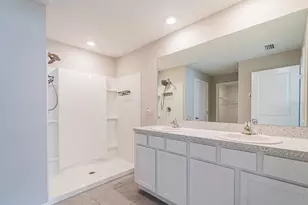 13748 Wineberry Dr, Dade City, FL 33525 - Photo 25