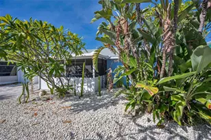 557 77th Ave, Saint Pete Beach, FL 33706 - Photo 47