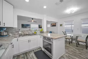557 77th Ave, Saint Pete Beach, FL 33706 - Photo 5