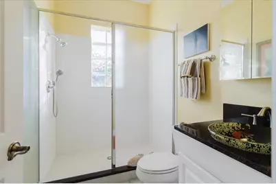 13510 Westshire Drive, Tampa, FL 33618 - Photo 53