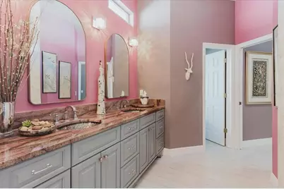 13510 Westshire Drive, Tampa, FL 33618 - Photo 43