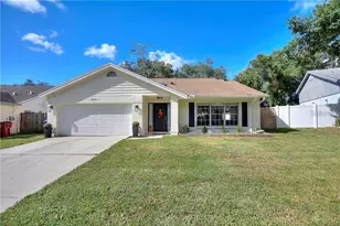 3662 Chatham Dr, Palm Harbor, FL 34684 - Photo 13