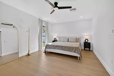 13933 Cherry Creek Drive, Tampa, FL 33618 - Photo 25