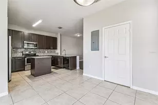 11651 Declaration Dr, Tampa, FL 33635 - Photo 17