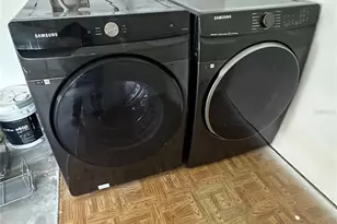 5005 Leon Dr, Palmetto, FL 34221 - Photo 9