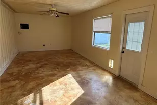 5005 Leon Dr, Palmetto, FL 34221 - Photo 5