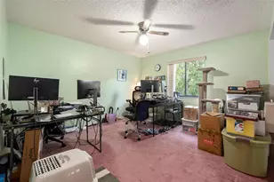 1605 Spinning Wheel Dr, Lutz, FL 33559 - Photo 15