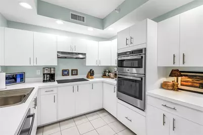 4801 Osprey Drive S #303, Saint Petersburg, FL 33711 - Photo 19