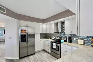 670 Island Way, Clearwater Beach, FL 33767 - Photo 11
