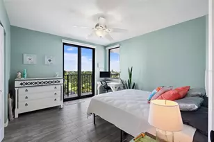 670 Island Way, Clearwater Beach, FL 33767 - Photo 27