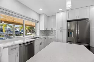 1014 Silver Palm Way, Apollo Beach, FL 33572 - Photo 25