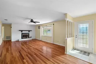 1413 S St Cloud Ave, Valrico, FL 33594 - Photo 5