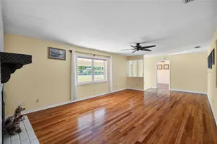 1413 S St Cloud Ave, Valrico, FL 33594 - Photo 7