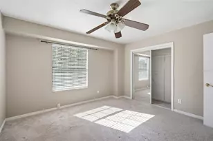 16545 Lake Brigadoon Cir, Tampa, FL 33618 - Photo 17