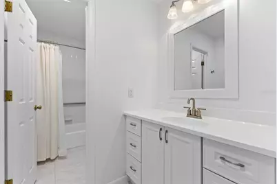 3010 W Grovewood Court #D, Tampa, FL 33629 - Photo 17