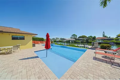 914 Chipaway Drive, Apollo Beach, FL 33572 - Photo 1