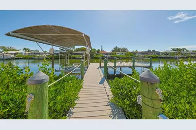 914 Chipaway Drive, Apollo Beach, FL 33572 - Photo 7