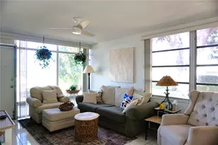 4312 Tahitian Gardens Cir, Holiday, FL 34691 - Photo 7