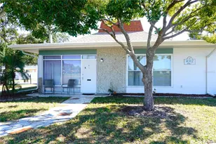 4312 Tahitian Gardens Cir, Holiday, FL 34691 - Photo 5