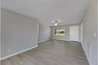 527 Fox Run Trail, Apollo Beach, FL 33572 - Photo 15