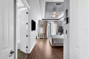 185 Banyan Bay Dr, Saint Petersburg, FL 33705 - Photo 31