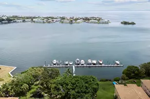 185 Banyan Bay Dr, Saint Petersburg, FL 33705 - Photo 47