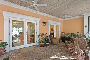 1501 75th Cir NE, Saint Petersburg, FL 33702 - Photo 5