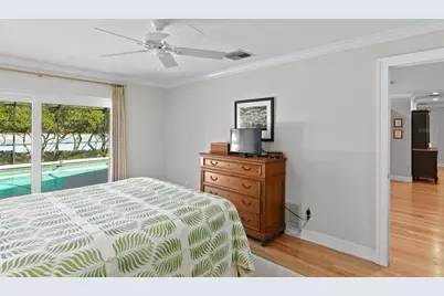 1501 75th Circle NE, Saint Petersburg, FL 33702 - Photo 13