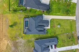 5218 Lake Venice Dr, Wimauma, FL 33598 - Photo 11