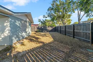 7210 Embassy Blvd, Port Richey, FL 34668 - Photo 11