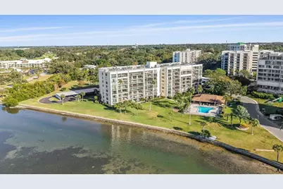 100 Oakmont Lane #101, Belleair, FL 33756 - Photo 1