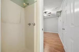 533 38th Ave N, Saint Petersburg, FL 33704 - Photo 25