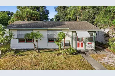 533 38th Avenue N, Saint Petersburg, FL 33704 - Photo 1