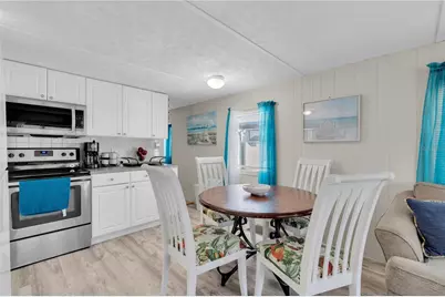 7801 34th Avenue N #27, Saint Petersburg, FL 33710 - Photo 9