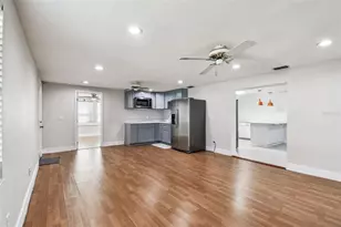 3611 Wisperbreath Ln, Tampa, FL 33619 - Photo 27