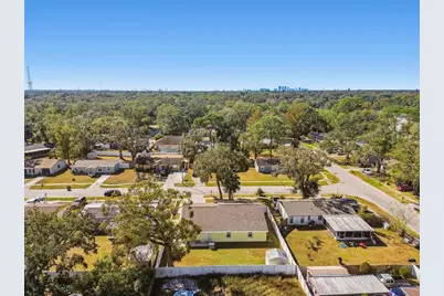 3611 Wisperbreath Lane, Tampa, FL 33619 - Photo 49