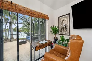 3558 65th Ave Cir E, Sarasota, FL 34243 - Photo 13