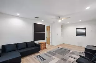 2500 4th Ave S, Saint Petersburg, FL 33712 - Photo 45