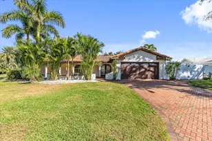 1200 80th St S, Saint Petersburg, FL 33707 - Photo 1