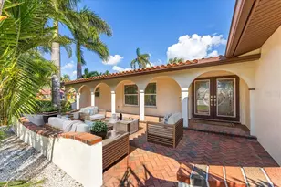 1200 80th St S, Saint Petersburg, FL 33707 - Photo 3