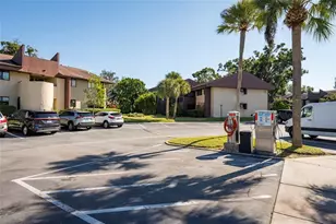 735 S Village Dr N, Saint Petersburg, FL 33716 - Photo 35