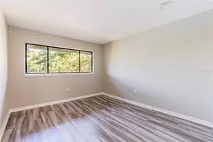 735 S Village Dr N, Saint Petersburg, FL 33716 - Photo 19