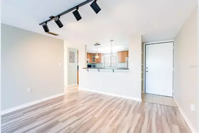 735 S Village Drive N #206, Saint Petersburg, FL 33716 - Photo 5